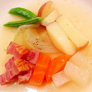 鶏ダシ活用スープ　野菜たっぷり食べるポトフ